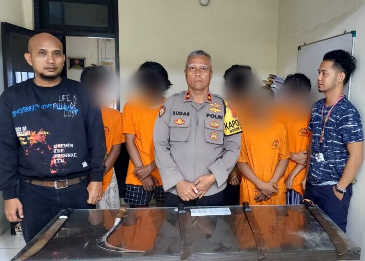 Diduga Hendak Tawuran, 6 Remaja Bersajam di Bogor Barat Diamankan Polisi