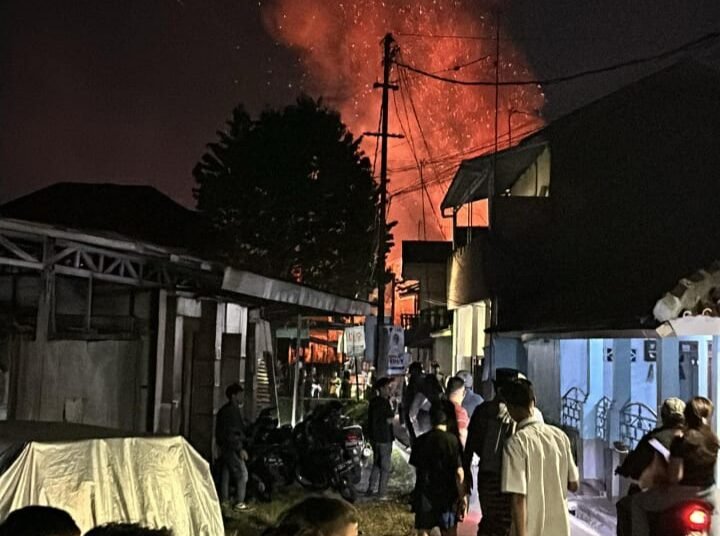 3 Rumah Warga di Kebon Kelapa Hangus Terbakar
