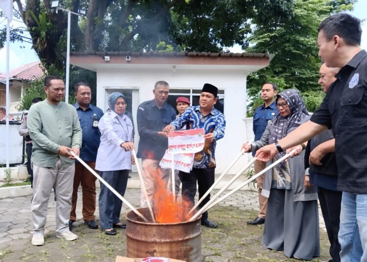 KPU Kota Bogor Musnahkan 73 Surat Suara Rusak