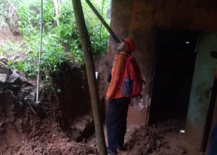 Lebih dari 50 Persen Wilayah Kabupaten Bogor Diterjang Bencana, Ratusan Bangunan Rusak