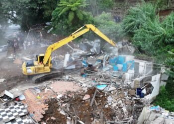 Diklaim Berstatus Quo, Pembongkaran Restoran di Puncak Ricuh