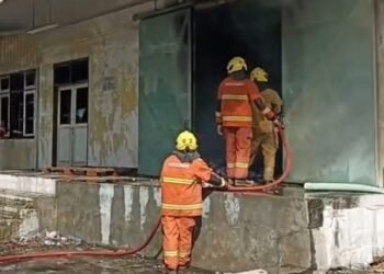 Gudang Kapas di Klapanunggal Terbakar, Damkar Kerahkan 12 Mobil