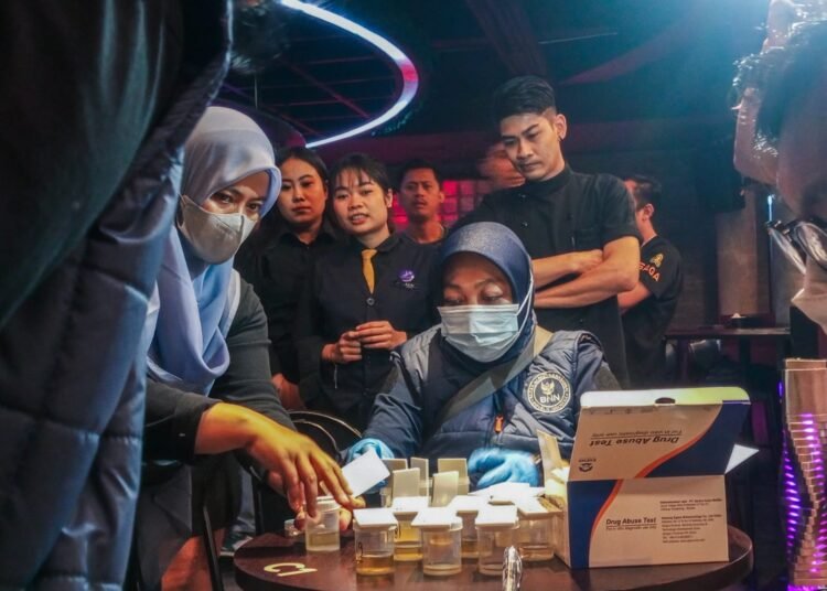 BNN Razia 6 Tempat Hiburan Malam di Bogor, 88 Orang Dites Urine