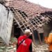 Rumah Rusak Akibat Angin Kencang, Satu Keluarga di Babakan Madang Mengungsi 