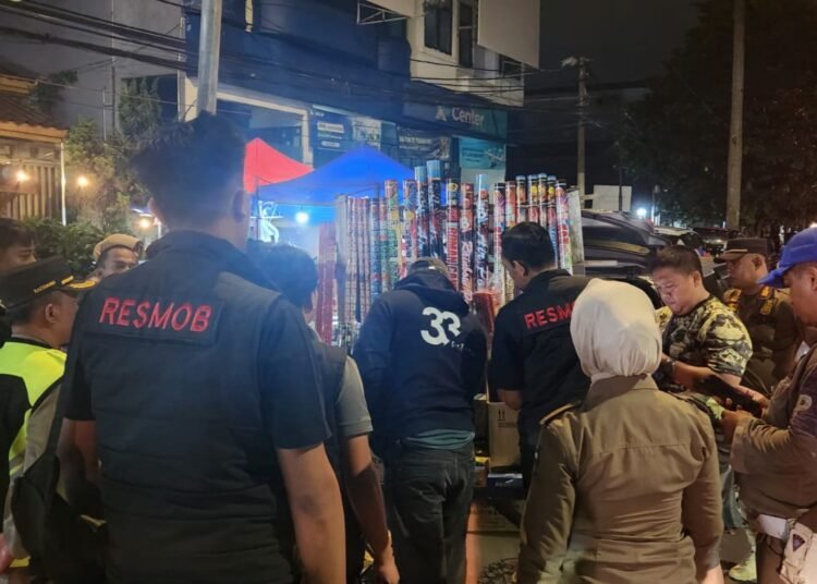Jelang Tahun Baru, Puluhan Petasan Disita Polisi di Kota Bogor