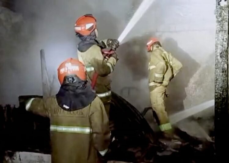 Kebakaran di Cibogor, 3 Rumah dan Motor Terbakar