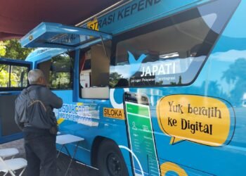 Asyik, Warga Cibinong Bisa Urus Administrasi Kependudukan Lewat Mobil Pelayanan Keliling