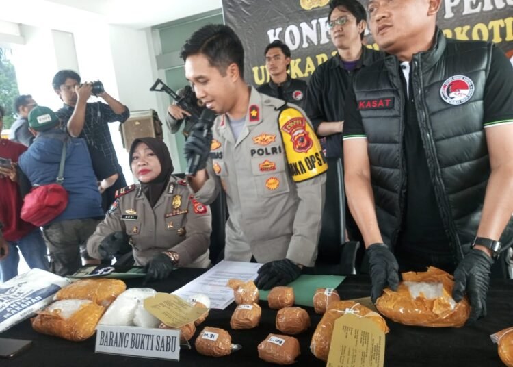 Polres Bogor Amankan 6,9 Kilogram Sabu Senilai Rp7 Miliar