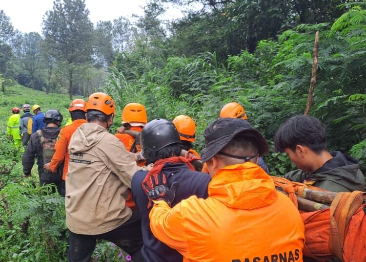Jasad Pendaki yang Hilang di Gunung Joglo Cisarua Ditemukan di Aliran Curug Pariuk