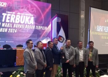 Rudy-Jaro Resmi Ditetapkan Sebagai Bupati dan Wakil Bupati Bogor Terpilih 