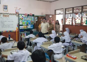 Prabowo Cek Makan Bergizi Gratis di SDN Kedung Jaya Disambut Antusias Pelajar