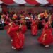Warga Ramai-ramai Saksikan Parade Seni Budaya BSF-CGM