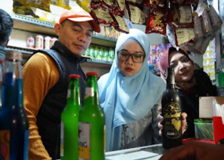 Tindak Lanjuti Aduan Masyarakat, Komisi I dan Satpol-PP Sidak Minol Ilegal