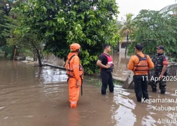 Sungai di Citeureup Bogor Meluap, 174 Warga Kebanjiran