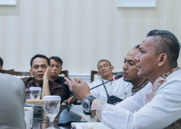 Sistem Satu Arah Jalur Cipinang Gading Tunggu Kesepakatan Pengusaha Angkot