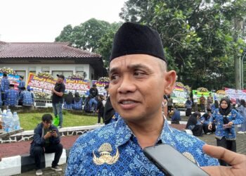 21 Tahun Mengabdi, Honorer Kecamatan Klapanunggal Bersyukur Dilantik Jadi PPPK