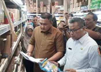 Sidak 2 Supermaket di Cibinong, Pemkab Tak Temukan  Ada Makanan Mengandung Babi