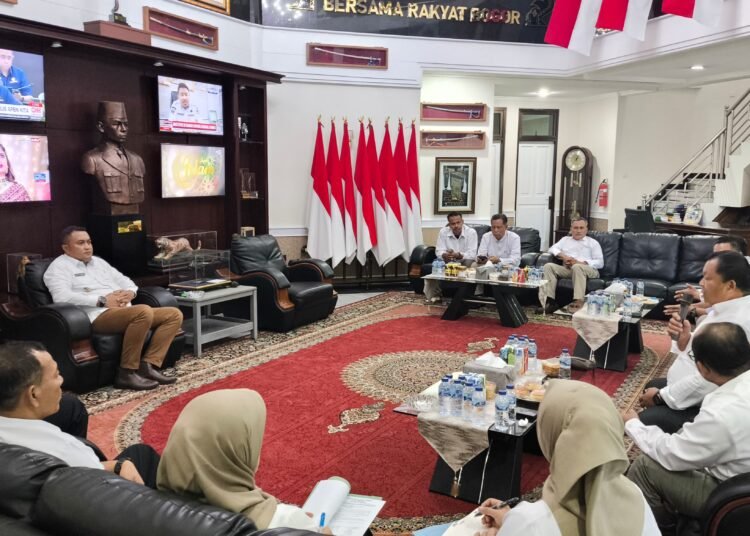 Usai Makan Bareng Bupati, Serikat Buruh LKS Tripatrit Ngaku Ogah Ikut Demo Saat Mayday