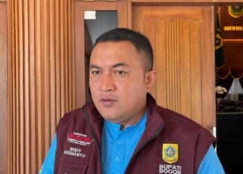 Bupati Pikir-pikir Uji Cobakan Vaksin TBC Bill Gates di Bogor