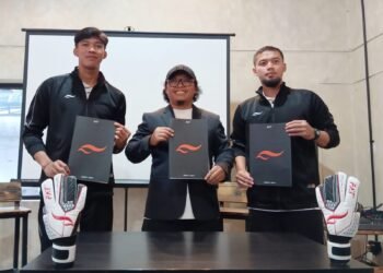 FAT Rilis 3 Seri Sarung Tangan Kiper Terbaru: Neo Pro, Medius dan Altus