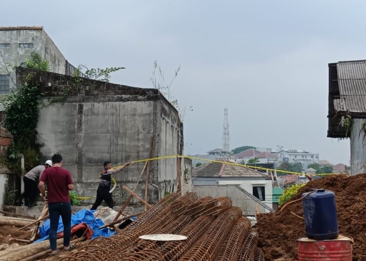 Gali Pondasi Proyek Sekolah, Seorang Pekerja di Bogor Tewas Usai Tertimbun Longsor