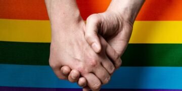 Polisi Gerebek Pesta Gay di Villa Megamendung Puncak, 75 Pria Diamankan