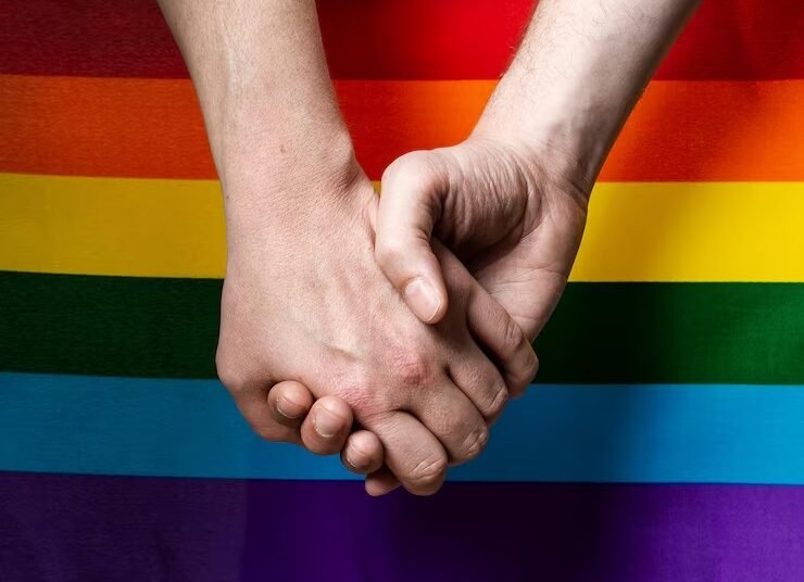 Polisi Gerebek Pesta Gay di Villa Megamendung Puncak, 75 Pria Diamankan