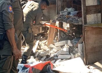 Kerap Memicu Kemacetan Puncak, 130 Lapak PKL di Pasar Cisarua Dibongkar 