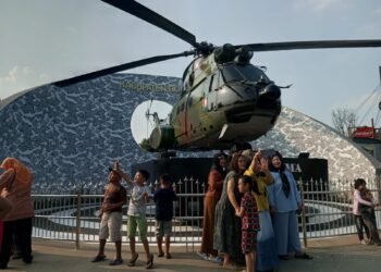 Kenali Sejarah Puma S.A-330, Helikopter di Sentul yang Ternyata Pernah Bangun Tugu Kujang