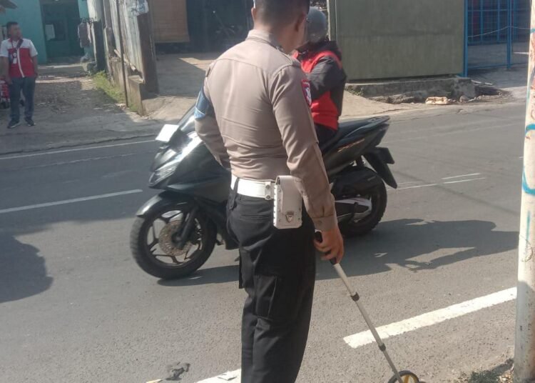 Tak Konsentrasi, Pemotor Tabrak Ibu Rumah Tangga di Citeureup