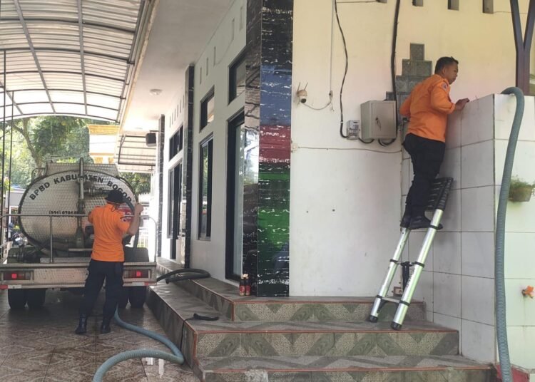 Imbas Kekeringan, Krisis Air Bersih Landa SMPN 2 Citeureup