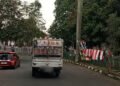 Melintas di Jalan Tegar Beriman, Bendera One Piece Berkibar di Kawasan Pemda