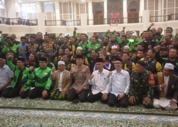 Baznas-Driver Ojol Doa Bersama untuk Bogor Kondusif di Masjid Agung