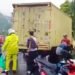 Diduga Alami Rem Blong, Truk Boks Tabrak Pemotor di Selarong Puncak