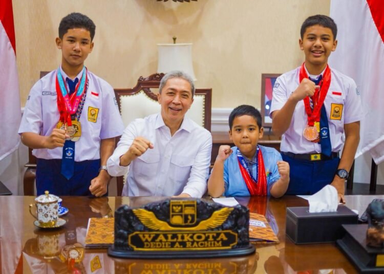 3 Pelajar Kota Bogor Ukir Prestasi di Olimpiade Matematika Internasional