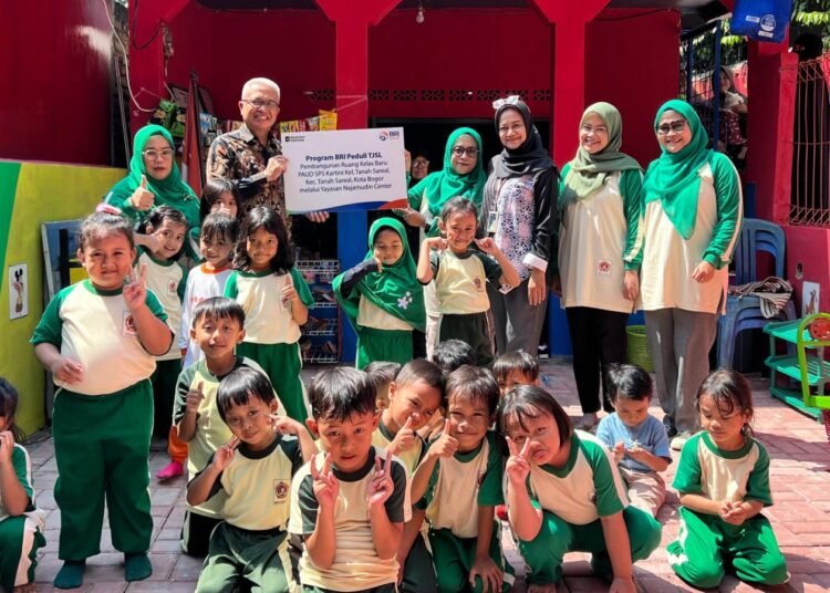 BRI TJSL Bangun Ruang Kelas Baru PAUD di Tanah Sareal