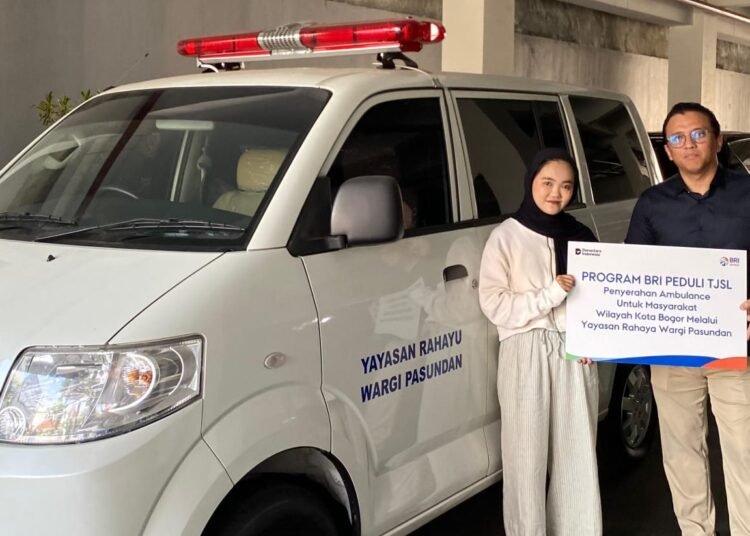 BRI Peduli Serahkan Ambulans pada Yayasan Rahaya Wargi Pasundan