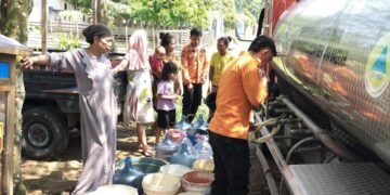 Seminggu Kekeringan, Warga Tenjo Dapat Bantuan 5 Ribu Liter Air Bersih