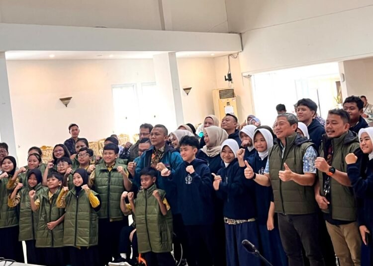 Lepas Puluhan Peserta FTBI, Jenal Mutaqin Ungkap Sangat Bangga