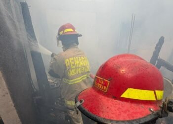 Diduga Akibat Korsleting Listrik, Rumah di Sukaraja Terbakar