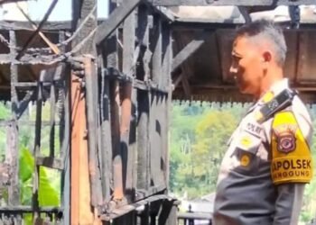 Korsleting Listrik, Pondok Pesantren di Nanggung Terbakar