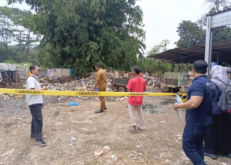Terapkan Open Dumping, Dua TPS Ilegal di Cibinong Disegel