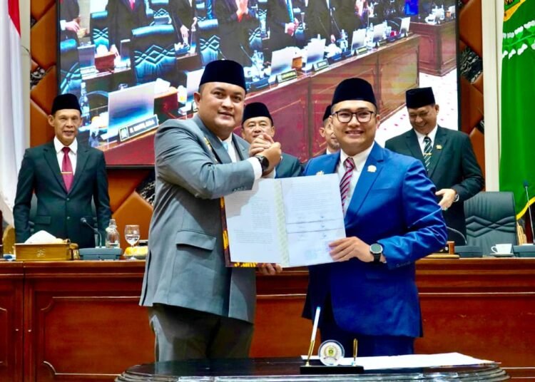 Sastra Winara Pimpin Sidang Paripurna, DPRD-Pemkab Bogor Bahas Lima Raperda