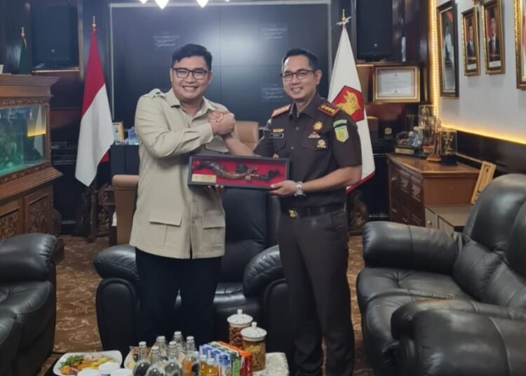 Sastra Winara Terima Kunjungan Kajari Baru, Bahas Sinergi Pembangunan Daerah