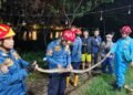 Ular Sanca Besar Kejutan Pemancing di Tepi Danau Cibinong, Damkar Evakuasi 