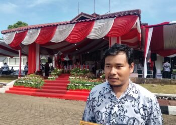 Momen HGN, Sejumlah Guru Berprestasi Diberi Penghargaan 