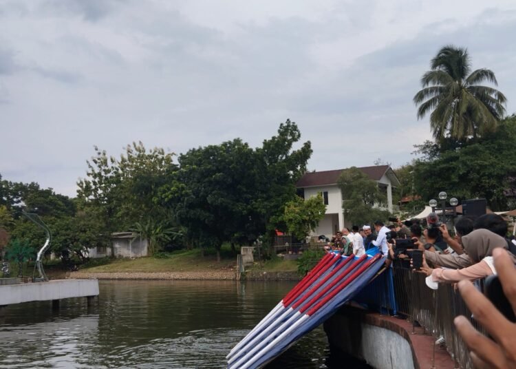 Meriahkan Hari Ikan Nasional, 10 Ribu Ikan Ditebar di Situ Plaza Cibinong
