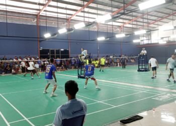 Turnamen Bulutangkis Piala Dedie Rachim Jadi Ajang Silahturahmi Warga