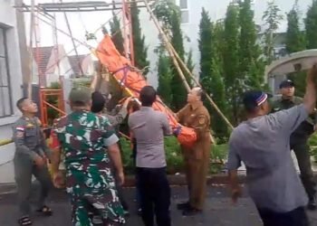 Diduga Karena Sinyal HP, Kuli Bangunan di Tenjo Tewas Tersambar Petir