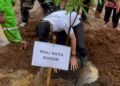 Ramai-ramai Tanam Pohon di Lokasi Kantor Pemerintahan Terpadu Kota Bogor 